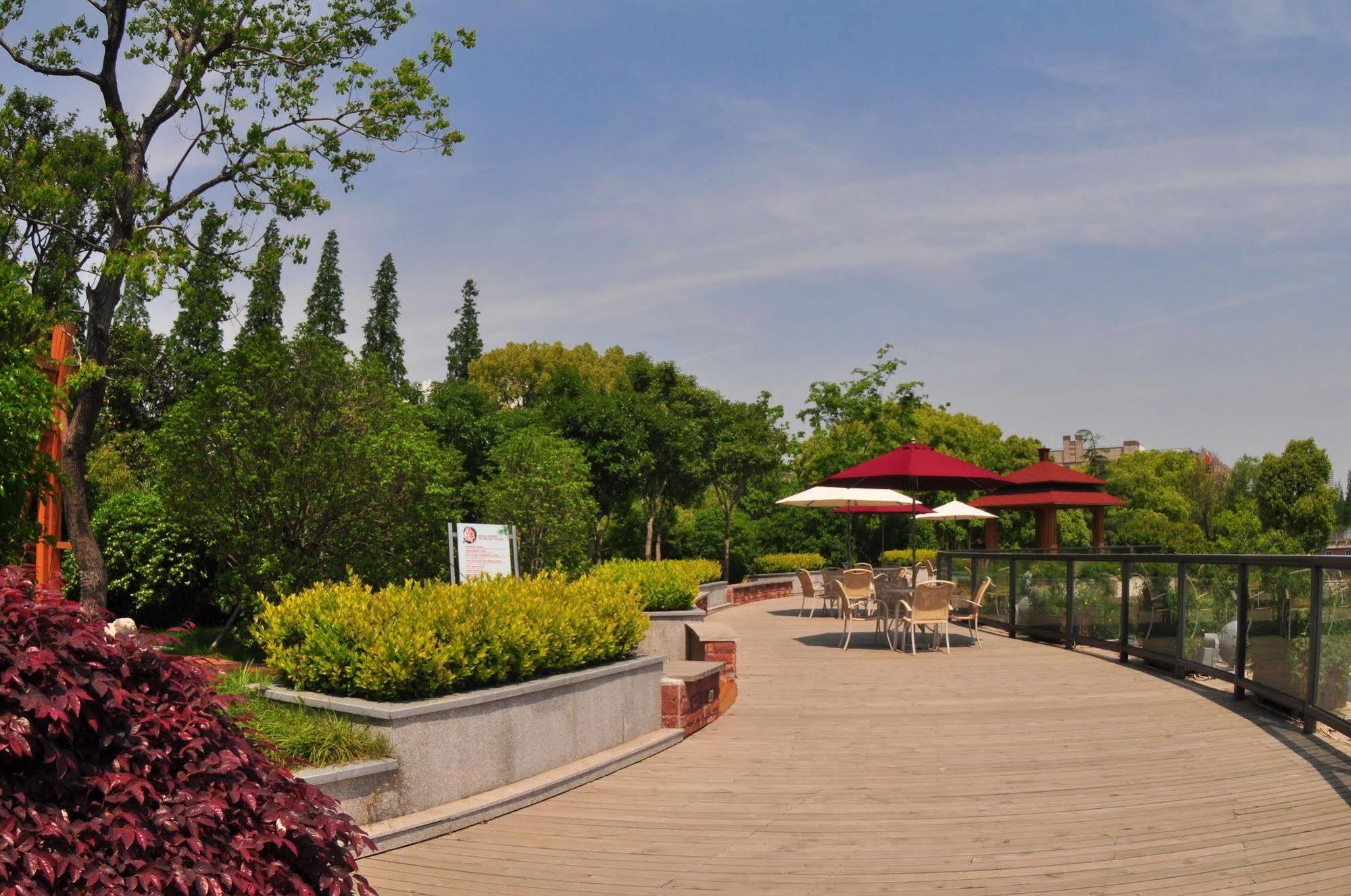 Nantong Wenfeng Hotel Exterior photo